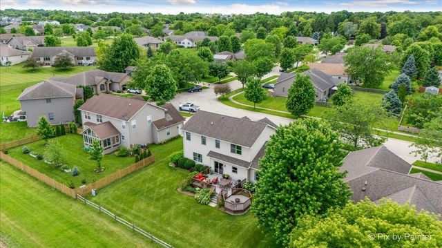 665 Hunters Path, Marengo, IL 60152