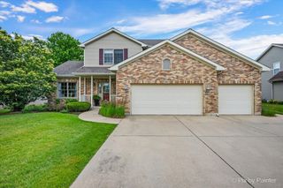 665 Hunters Path, Marengo, IL 60152