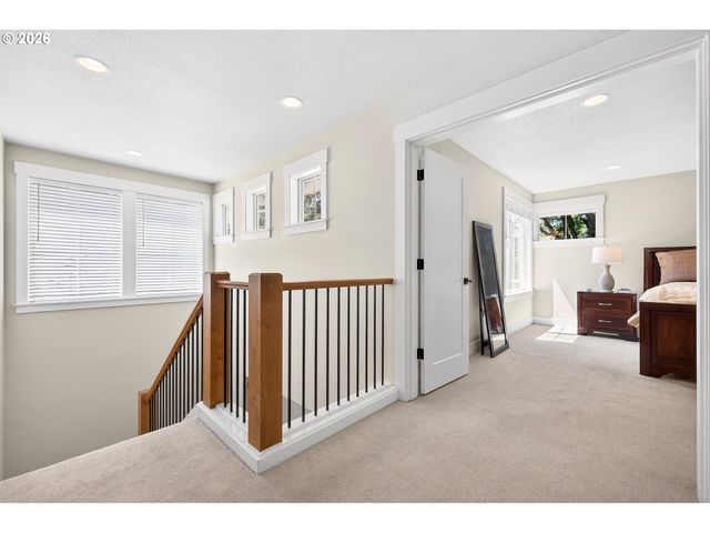 1751 BUSE St, West Linn, OR 97068