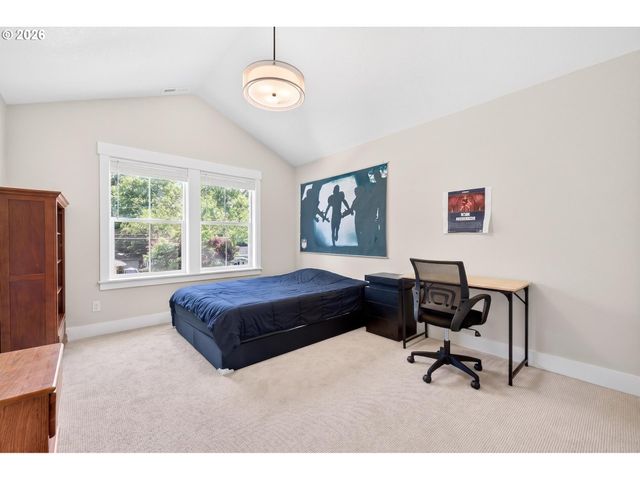 1751 BUSE St, West Linn, OR 97068
