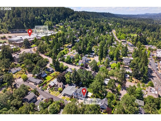 1751 BUSE St, West Linn, OR 97068