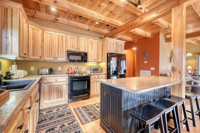 130 Mallard Circle, Murphy, NC 28906