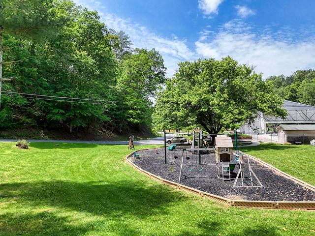 130 Mallard Circle, Murphy, NC 28906