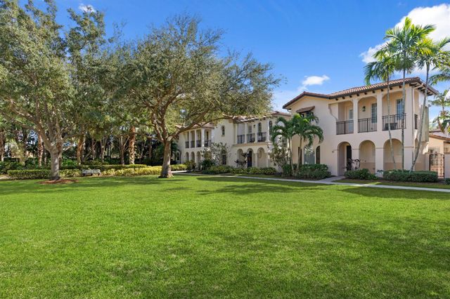 30 Stoney Drive, Palm Beach Gardens, FL 33410