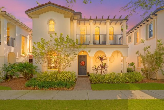 30 Stoney Drive, Palm Beach Gardens, FL 33410