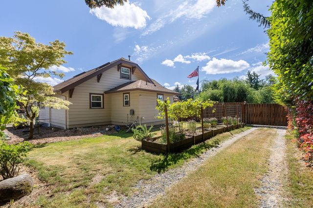 8515 Golden Given Road E, Tacoma, WA 98445