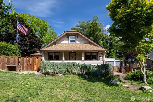 8515 Golden Given Road E, Tacoma, WA 98445