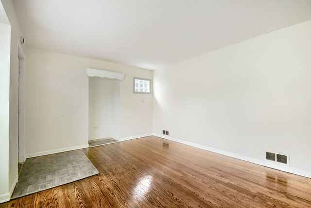 1530 Forest Avenue, Calumet City, IL 60409