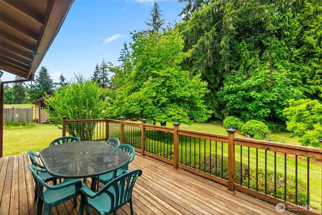 7043 Monaco Drive SE, Tumwater, WA 98501
