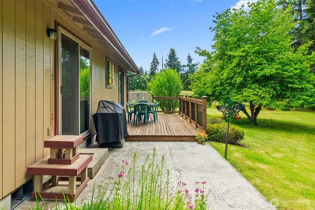 7043 Monaco Drive SE, Tumwater, WA 98501