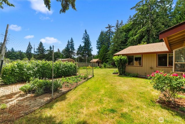 7043 Monaco Drive SE, Tumwater, WA 98501