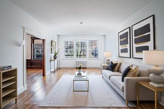 12 Gibbs 2, Brookline, MA 02446