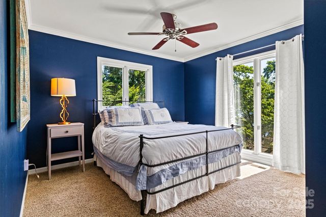 476 44th Avenue Drive NW, Hickory, NC 28601