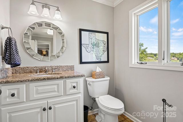 476 44th Avenue Drive NW, Hickory, NC 28601