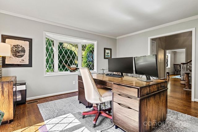 476 44th Avenue Drive NW, Hickory, NC 28601