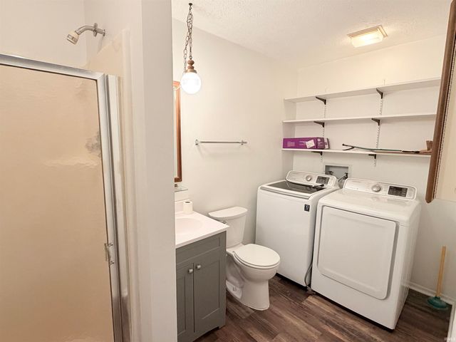 3853 S Laurel Court, Bloomington, IN 47401