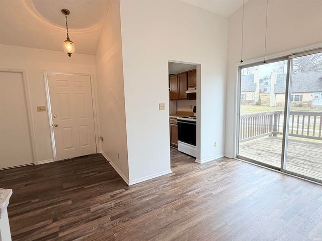 3853 S Laurel Court, Bloomington, IN 47401