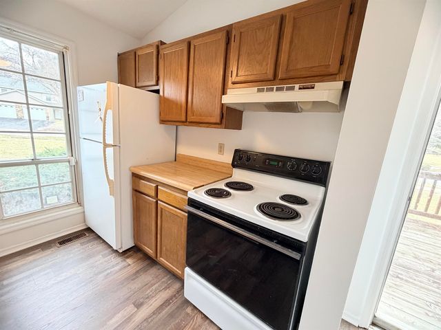 3853 S Laurel Court, Bloomington, IN 47401