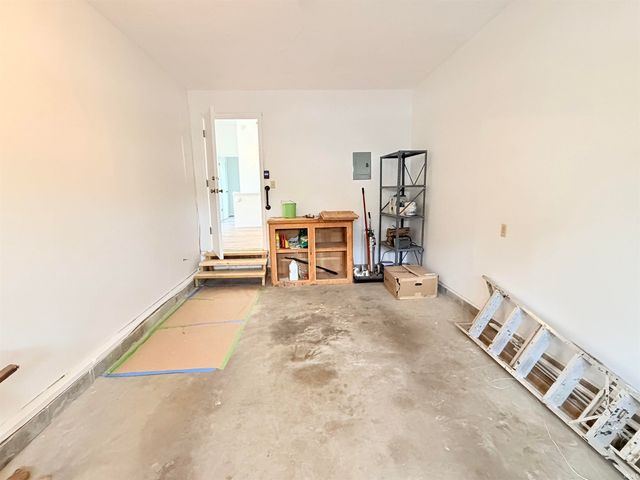 3853 S Laurel Court, Bloomington, IN 47401