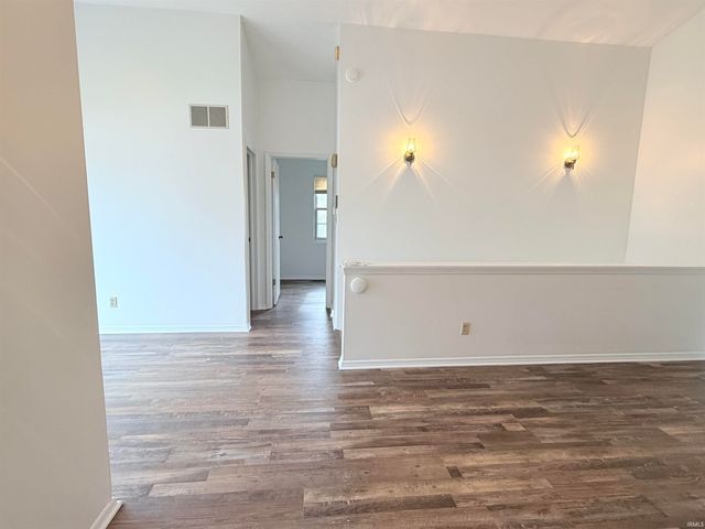 3853 S Laurel Court, Bloomington, IN 47401