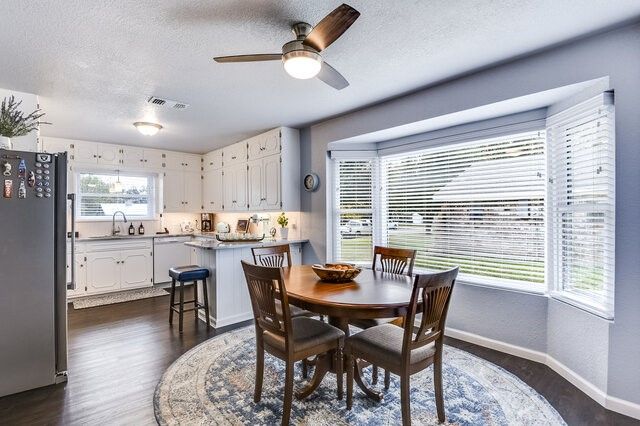 1208 Cindy Lane, Cleburne, TX 76033