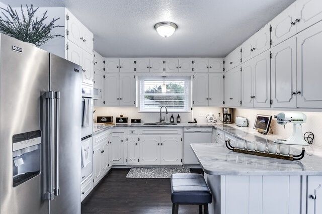 1208 Cindy Lane, Cleburne, TX 76033