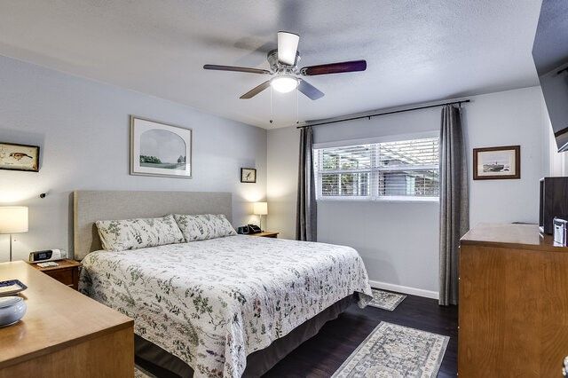 1208 Cindy Lane, Cleburne, TX 76033