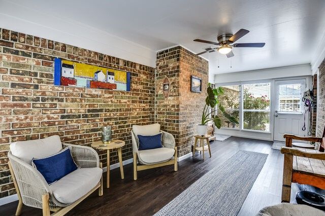 1208 Cindy Lane, Cleburne, TX 76033