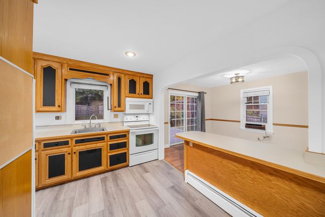 60 S New St, Haverhill, MA 01835