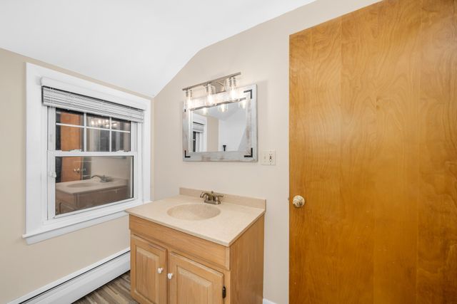 60 S New St, Haverhill, MA 01835