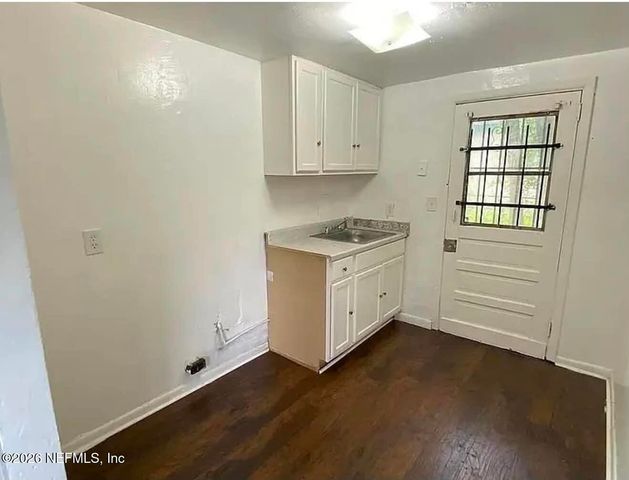 2217 W 39TH Street, Jacksonville, FL 32209