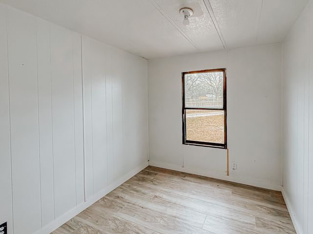 17340 County Road 3321, Frost, TX 76641