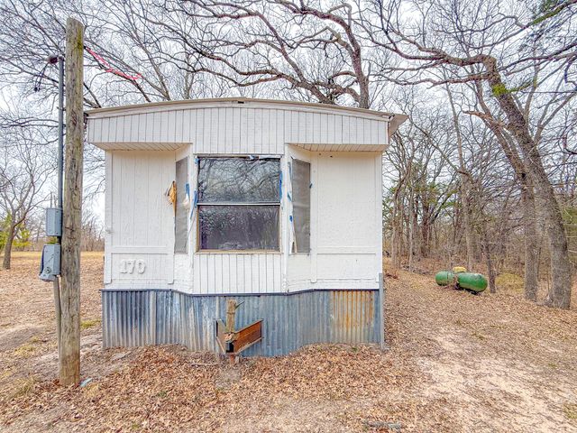 17340 County Road 3321, Frost, TX 76641