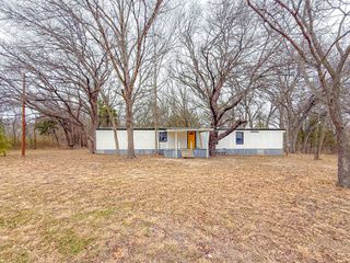 17340 County Road 3321, Frost, TX 76641