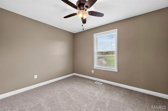 159 Shadow Pointe Drive, Wentzville, MO 63385