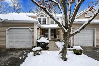 3874 Lake Run Boulevard, Stow, OH 44224