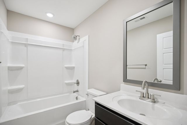 130 Alabama Ave, Oak Grove, KY 42262