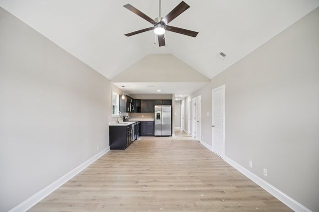 130 Alabama Ave, Oak Grove, KY 42262