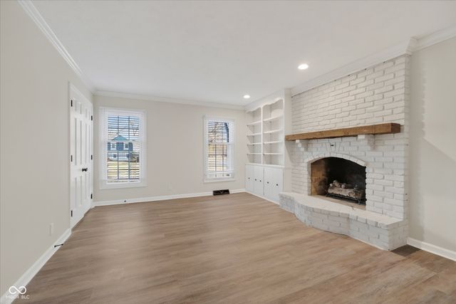 12112 Roxbury Place, Carmel, IN 46033