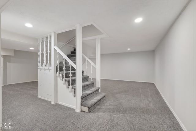 12112 Roxbury Place, Carmel, IN 46033