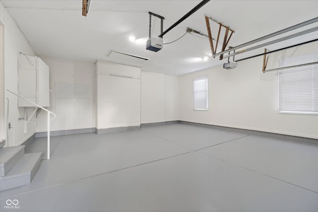 12112 Roxbury Place, Carmel, IN 46033