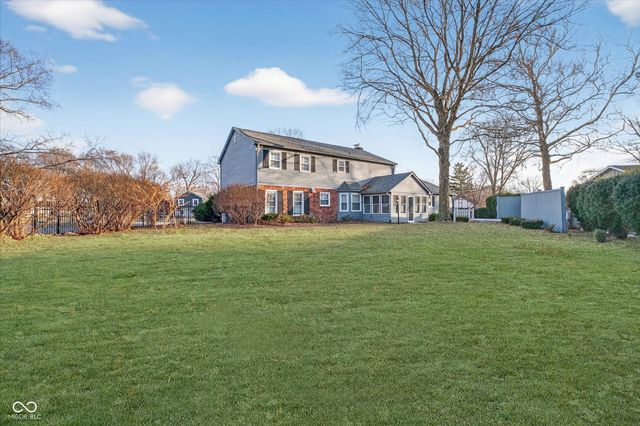 12112 Roxbury Place, Carmel, IN 46033