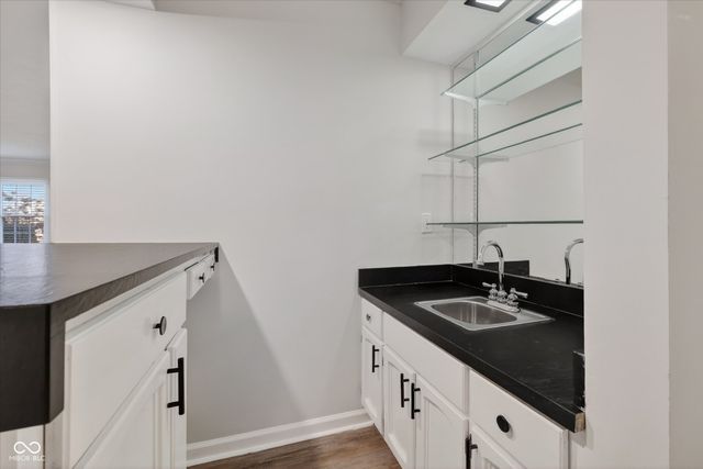 12112 Roxbury Place, Carmel, IN 46033