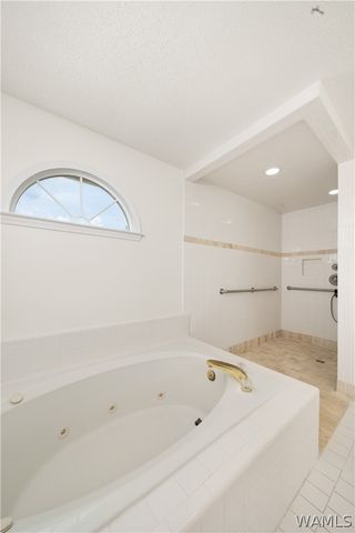 814 Amberwood, Tuscaloosa, AL 35405