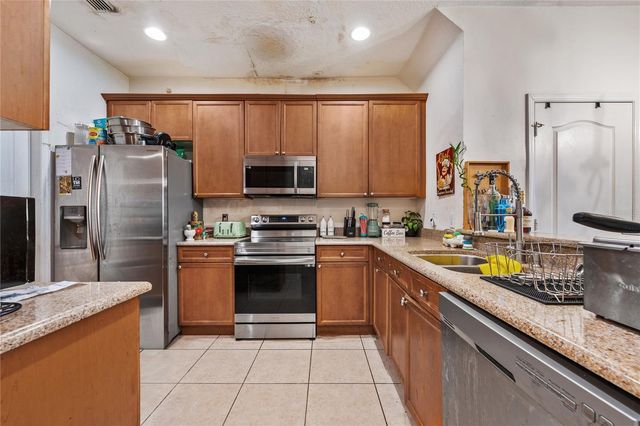 6039 STRADA ISLE WAY, Orlando, FL 32835