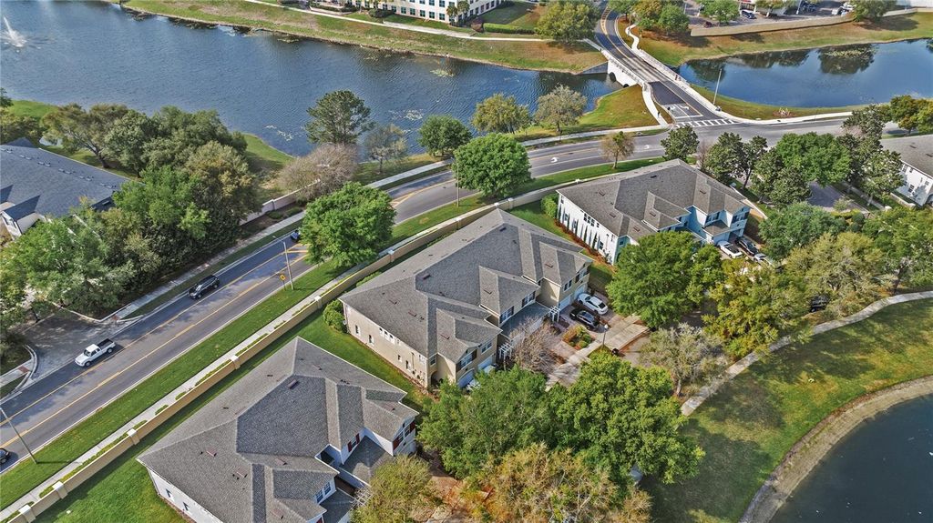 Image 24 of property listing at 6039 STRADA ISLE WAY, Orlando, FL 32835