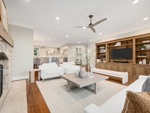 117 N Monroe Street, Hinsdale, IL 60521