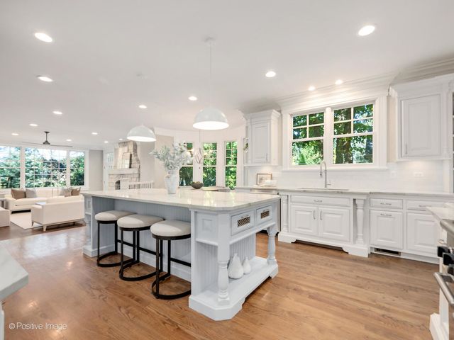 117 N Monroe Street, Hinsdale, IL 60521