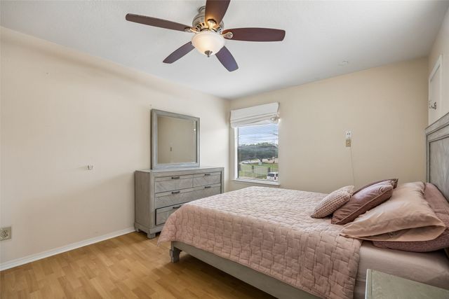 3129 Sondra Drive 206, Fort Worth, TX 76107