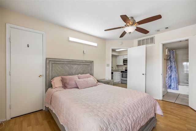 3129 Sondra Drive 206, Fort Worth, TX 76107